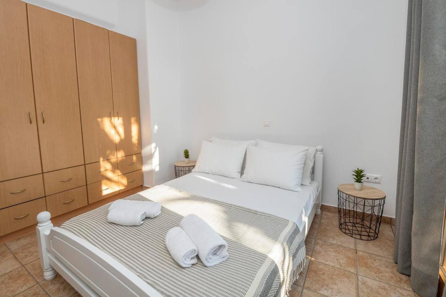 Zoe & Zen Collection Apartment ปาริเกีย ภายนอก รูปภาพ
