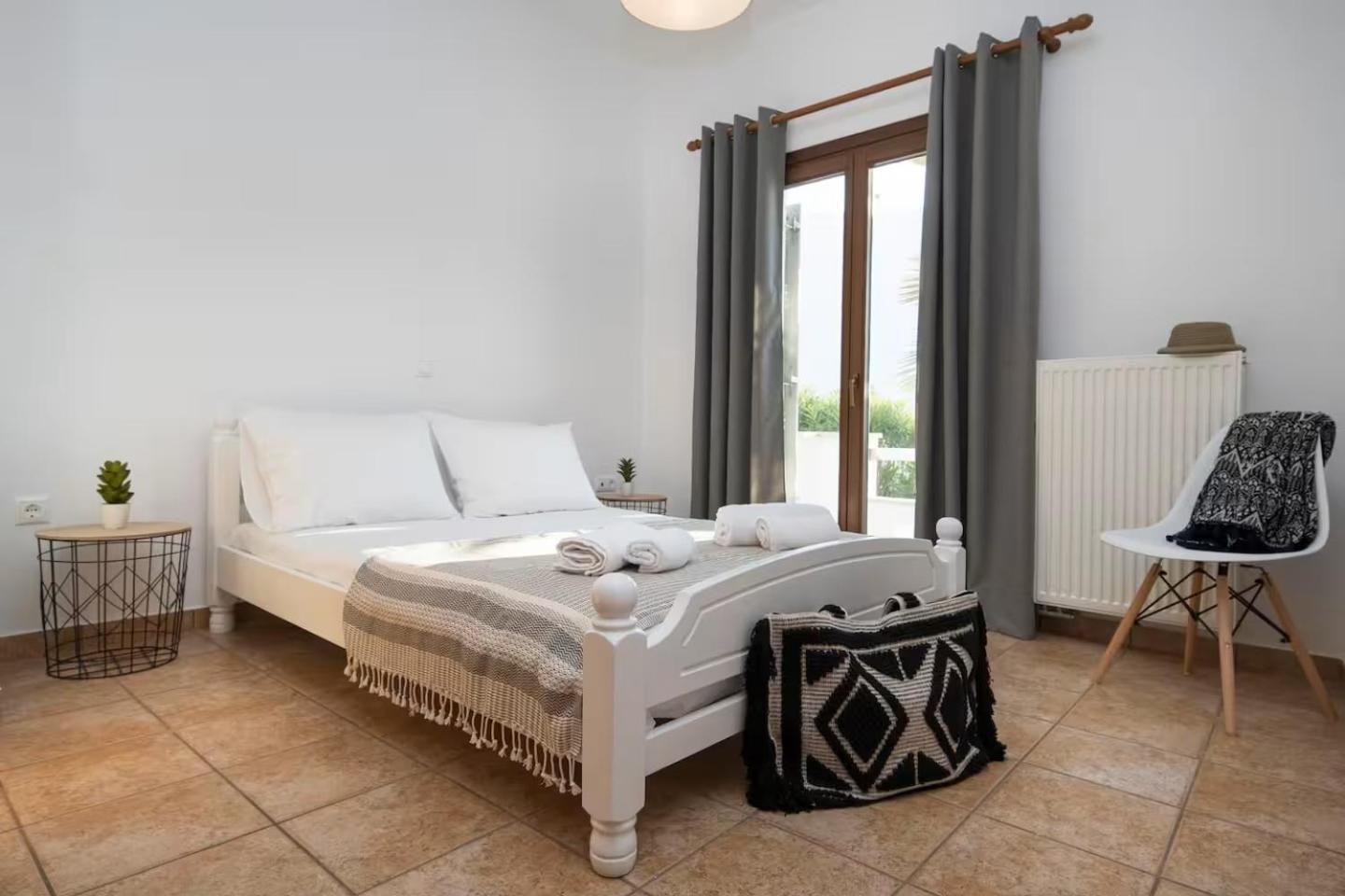 Zoe & Zen Collection Apartment ปาริเกีย ภายนอก รูปภาพ