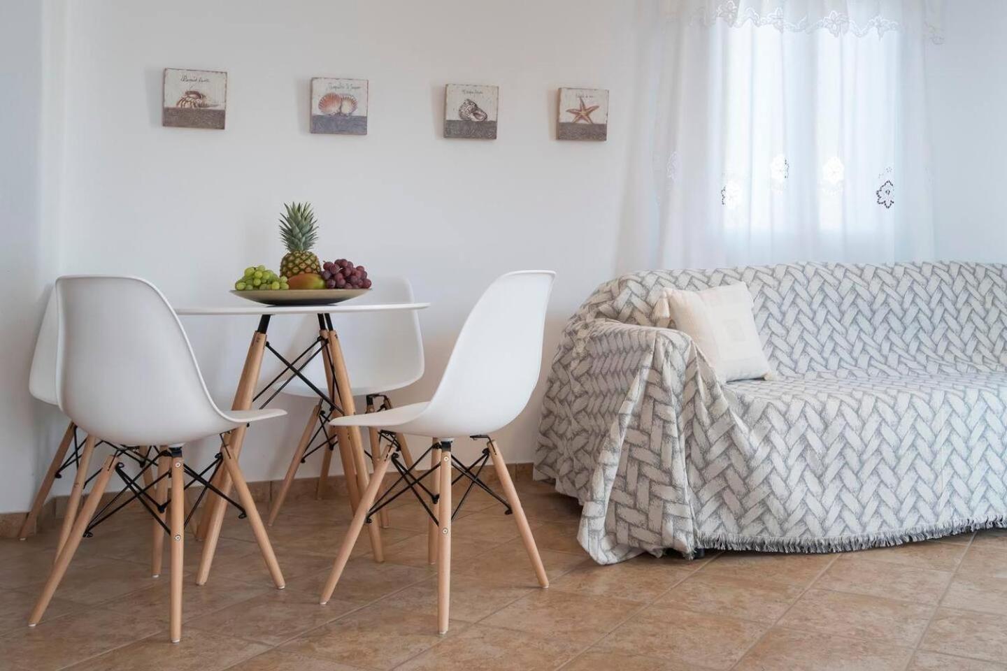Zoe & Zen Collection Apartment ปาริเกีย ภายนอก รูปภาพ