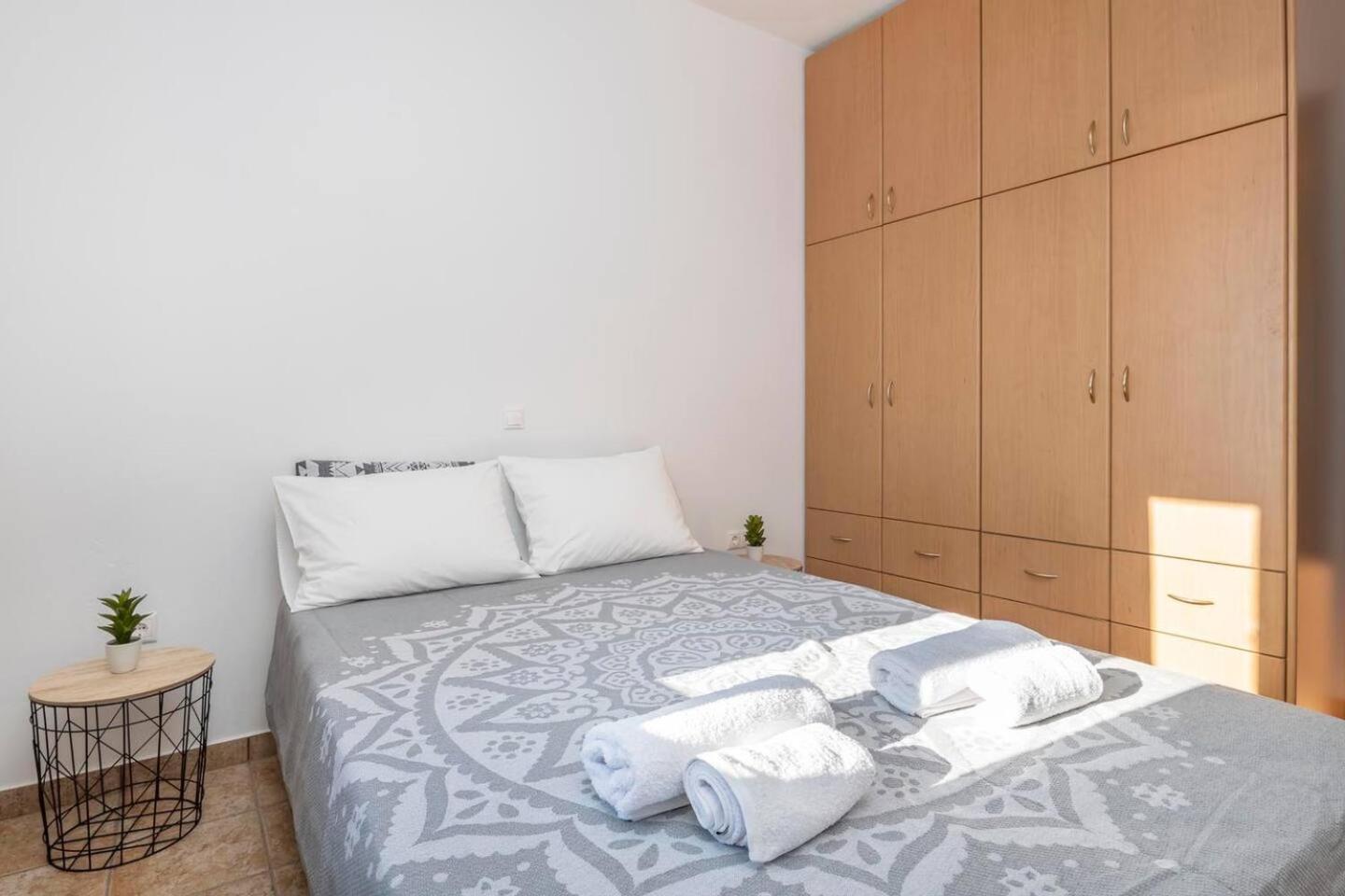 Zoe & Zen Collection Apartment ปาริเกีย ภายนอก รูปภาพ