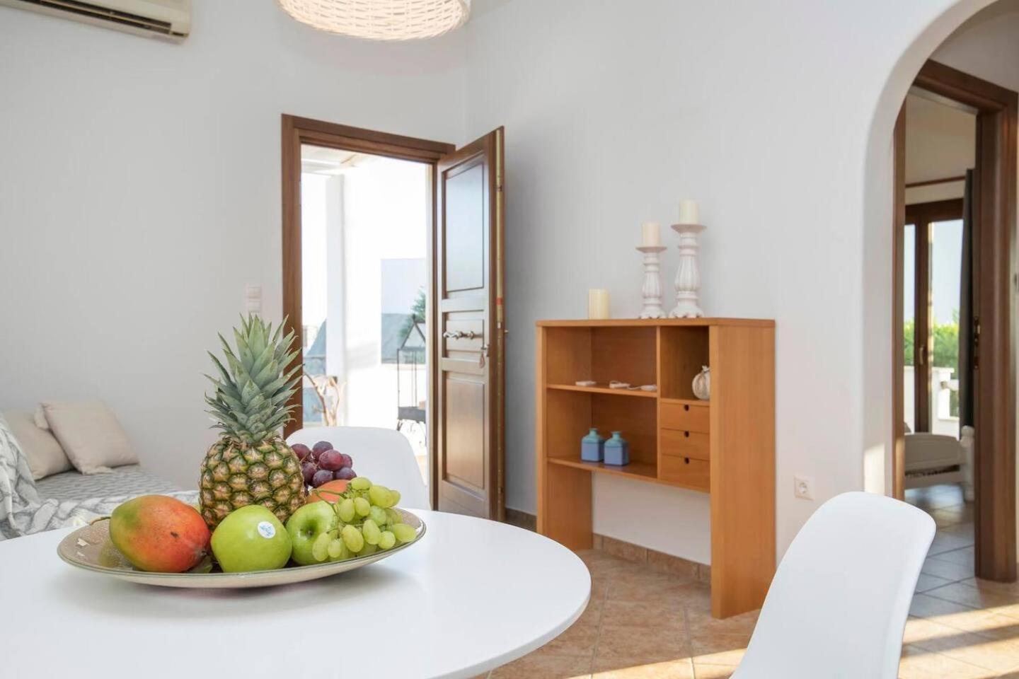 Zoe & Zen Collection Apartment ปาริเกีย ภายนอก รูปภาพ